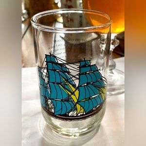 A 4 Piece Set of Sailing Ships Glasses from 1970s USA. Ships History, 793-1850s.